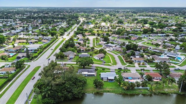 19732 COLORADO Circle, Boca Raton, FL 33434
