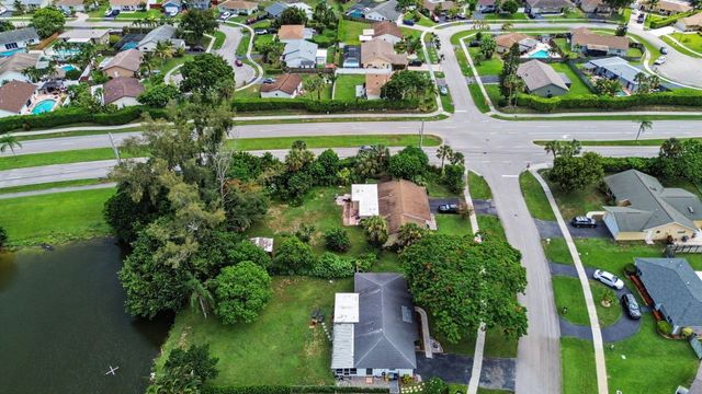 19732 COLORADO Circle, Boca Raton, FL 33434