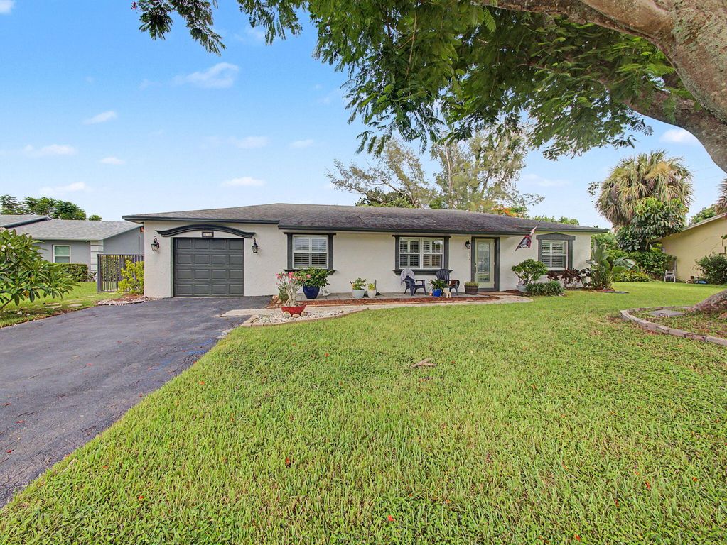 19732 COLORADO Circle, Boca Raton, FL 33434