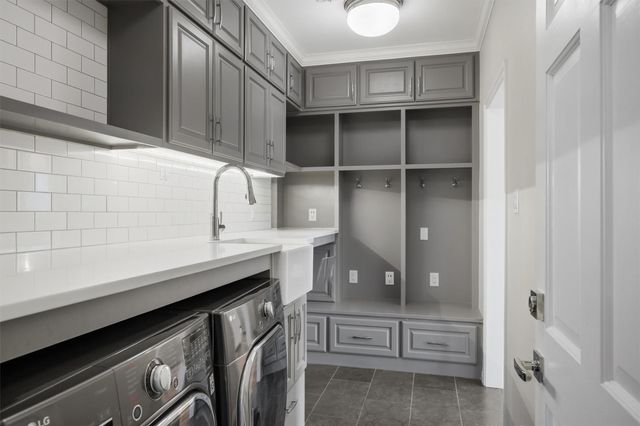 5705 Carry Back LN, Austin, TX 78746