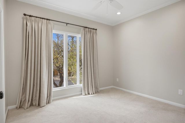 5705 Carry Back LN, Austin, TX 78746