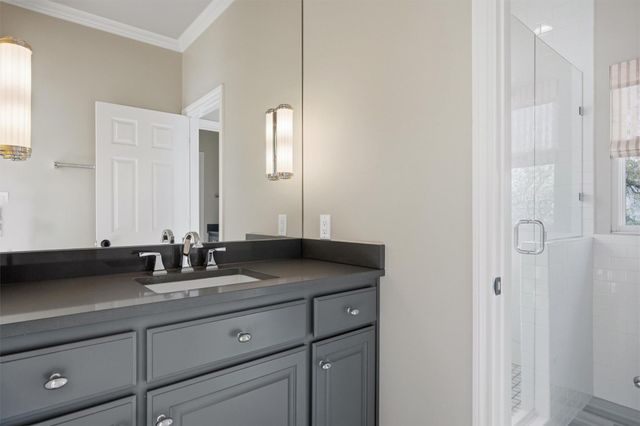 5705 Carry Back LN, Austin, TX 78746