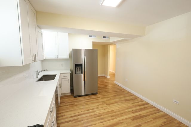 6157 W Belmont Avenue 1R, Chicago, IL 60634