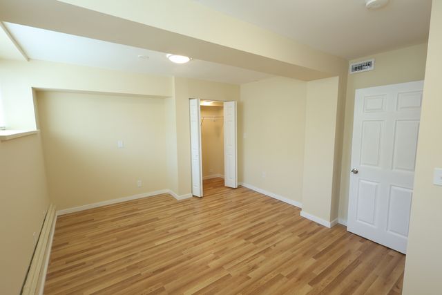 6157 W Belmont Avenue 1R, Chicago, IL 60634
