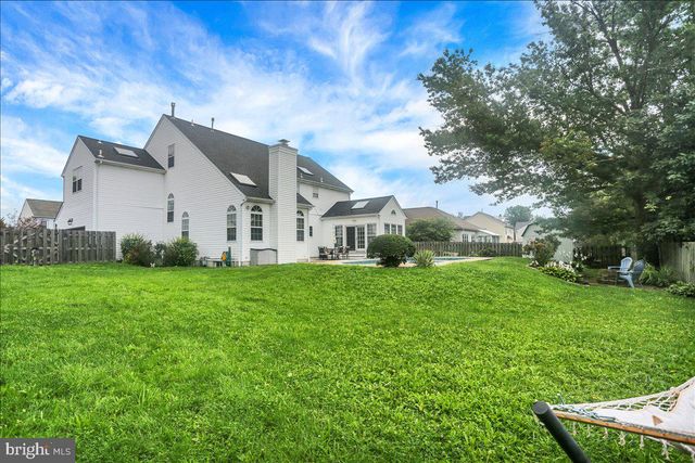 135 WALTER DR, Gilbertsville, PA 19525