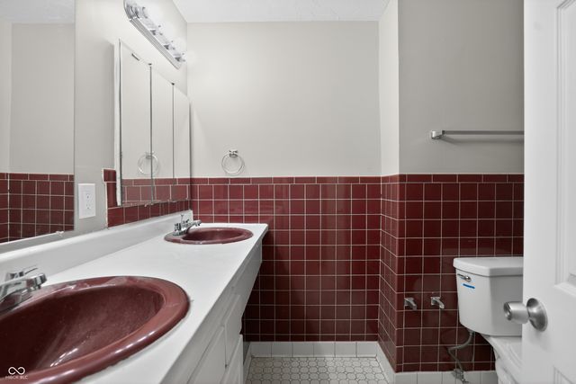 4105 Mellis Court, Indianapolis, IN 46235