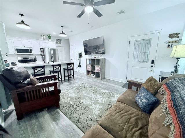 810 Brown Street, Brenham, TX 77833