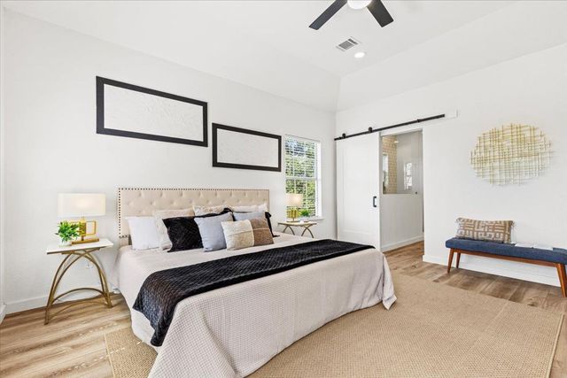 310 Saddle Blanket DR, Dripping Springs, TX 78620