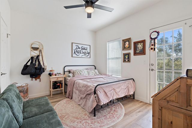 310 Saddle Blanket DR, Dripping Springs, TX 78620