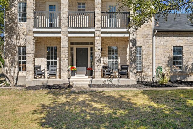 310 Saddle Blanket DR, Dripping Springs, TX 78620