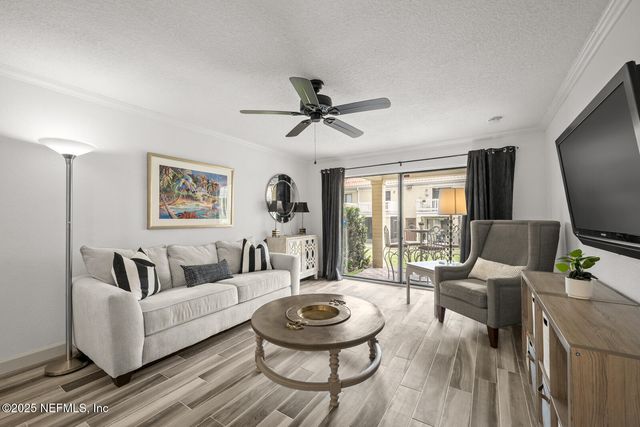 5811 ATLANTIC Boulevard 153, Jacksonville, FL 32207