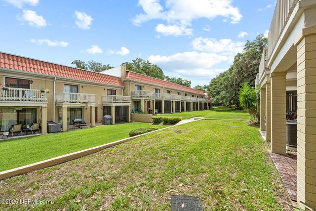 5811 ATLANTIC Boulevard 153, Jacksonville, FL 32207