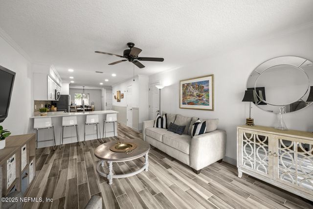 5811 ATLANTIC Boulevard 153, Jacksonville, FL 32207