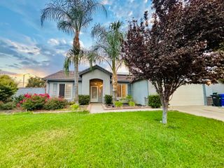 969 N Elderwood Street, Porterville, CA 93257