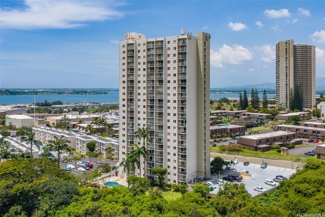 98-1038 Moanalua Road 7-608, Aiea, HI 96701