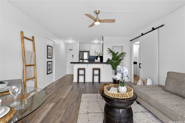 98-1038 Moanalua Road 7-608, Aiea, HI 96701