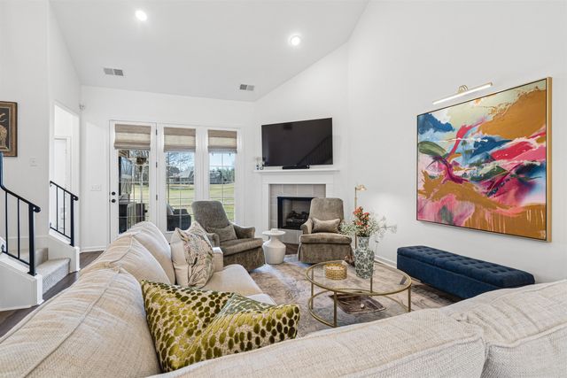 340 ST ANDREWS DR, Oakland, TN 38060