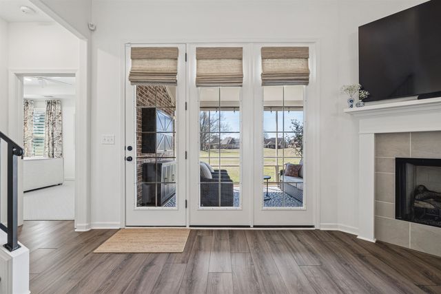 340 ST ANDREWS DR, Oakland, TN 38060