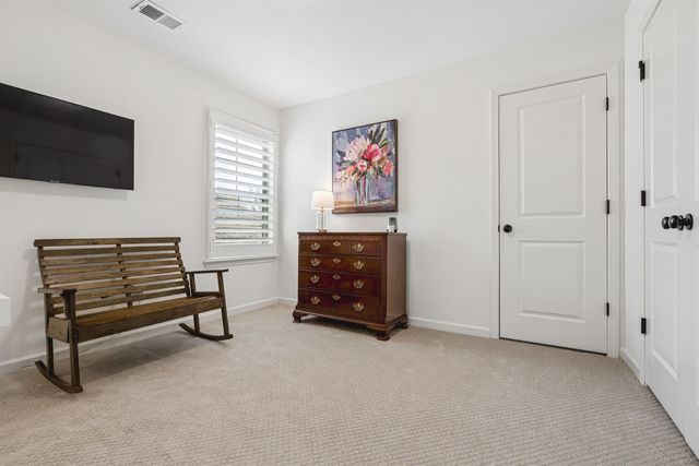 340 ST ANDREWS DR, Oakland, TN 38060