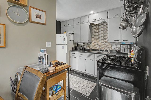 2224 Green Ave., Manhattan, KS 66502