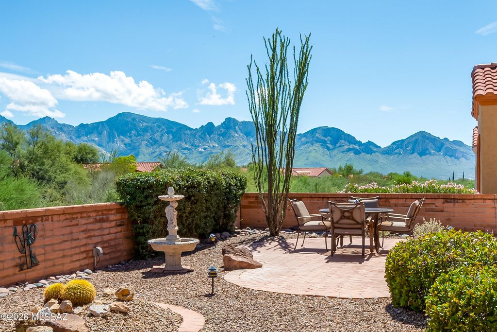 14188 N Willow Bend Drive, Oro Valley, AZ 85755