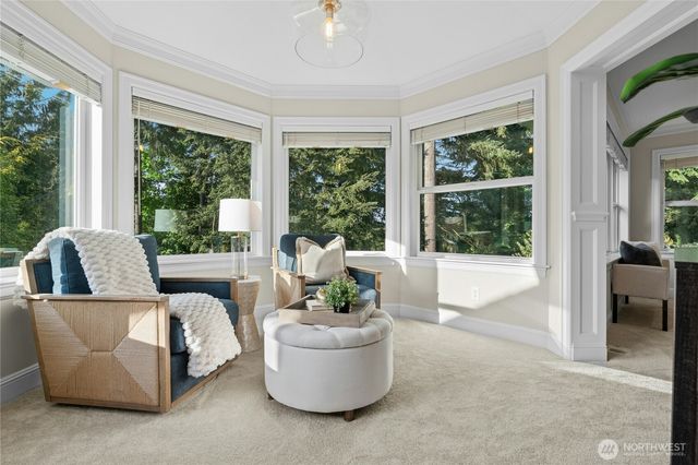 10806 SE 16th Street, Bellevue, WA 98004