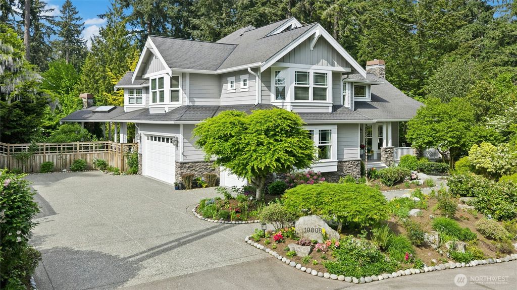 10806 SE 16th Street, Bellevue, WA 98004