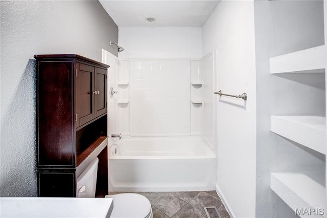 2932 Mockingbird Lane, Granite City, IL 62040