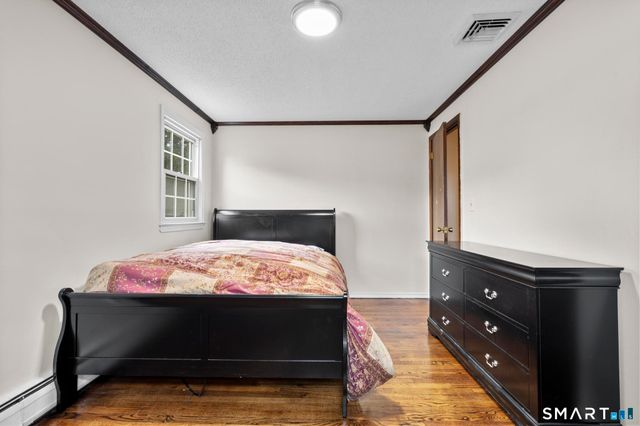 14 Briar Lane, Bloomfield, CT 06002