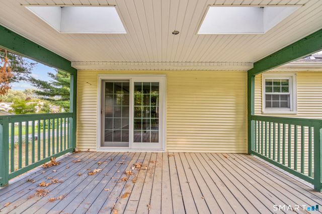14 Briar Lane, Bloomfield, CT 06002