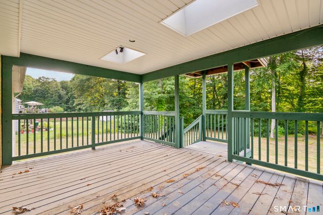 14 Briar Lane, Bloomfield, CT 06002