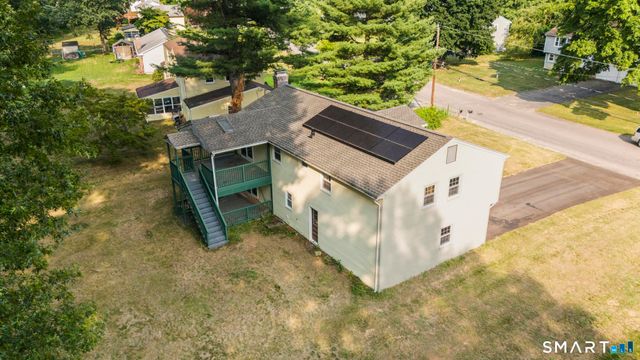 14 Briar Lane, Bloomfield, CT 06002