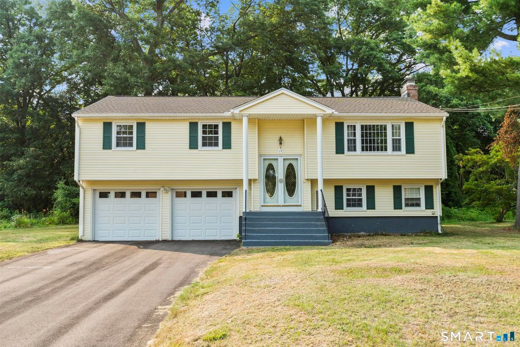 14 Briar Lane, Bloomfield, CT 06002