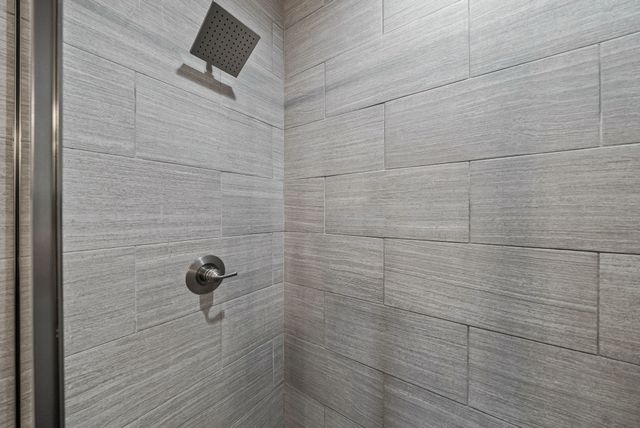 105 Sycamore Hill Dr, Clarksville, TN 37042