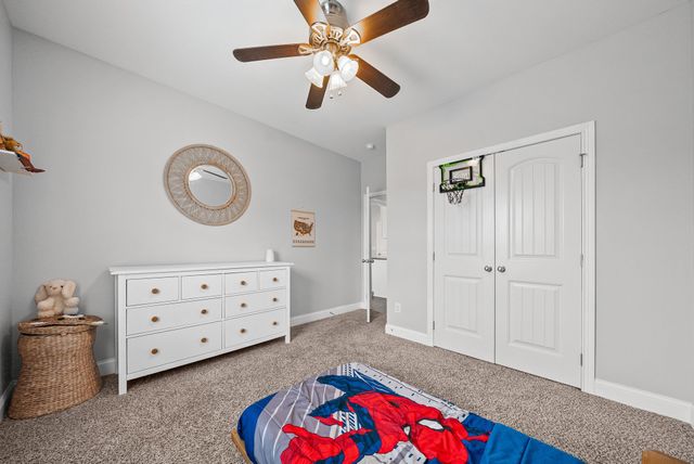 105 Sycamore Hill Dr, Clarksville, TN 37042