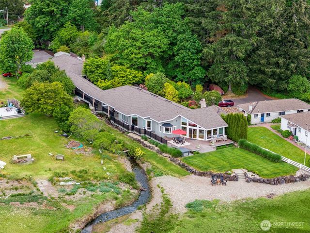 6591 NE North Shore Road, Belfair, WA 98528