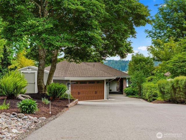 6591 NE North Shore Road, Belfair, WA 98528