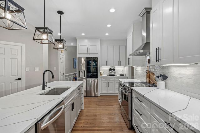 5634 Camelot Drive, Charlotte, NC 28270