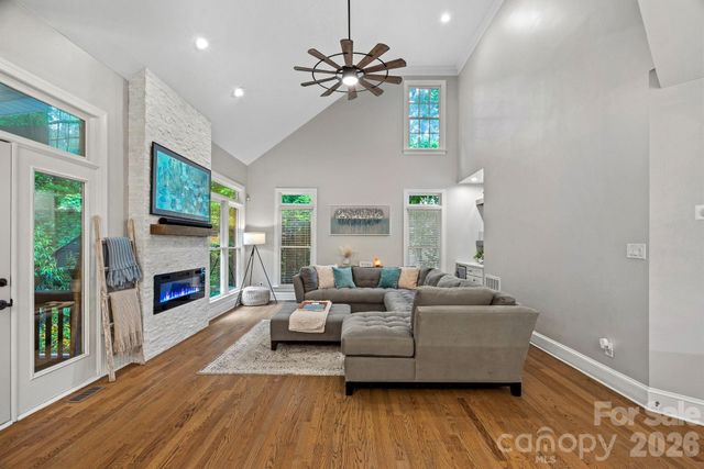 5634 Camelot Drive, Charlotte, NC 28270