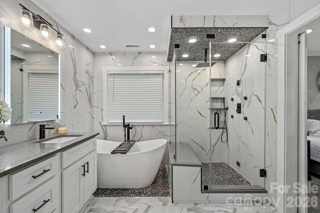 5634 Camelot Drive, Charlotte, NC 28270