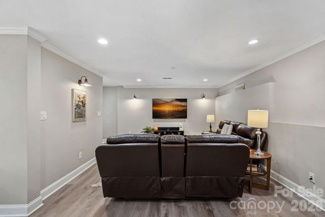 5634 Camelot Drive, Charlotte, NC 28270