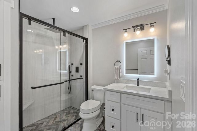 5634 Camelot Drive, Charlotte, NC 28270