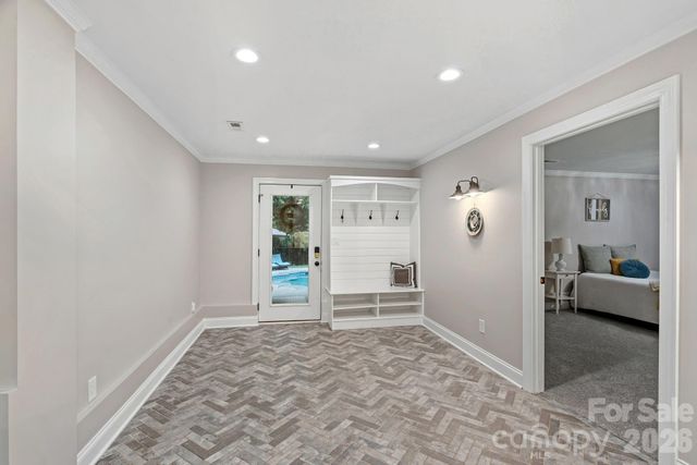 5634 Camelot Drive, Charlotte, NC 28270
