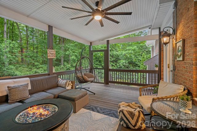 5634 Camelot Drive, Charlotte, NC 28270