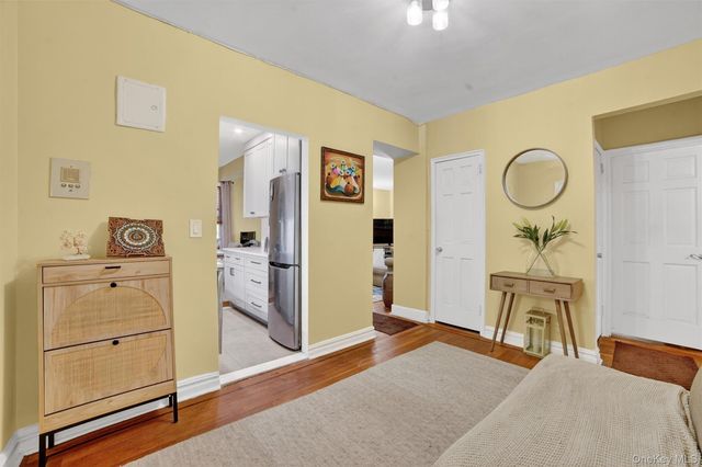 824 Palmer 2D, Bronxville, NY 10708