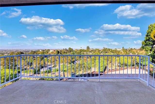 28 Montecillo Drive, Rolling Hills Estates, CA 90274