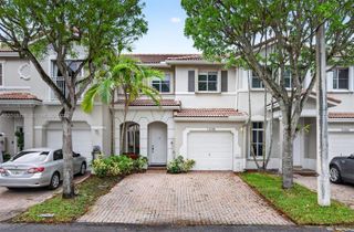 11248 NW 56th St, Doral, FL 33178