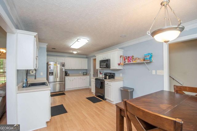 1368 Glass Bridge Road, Lagrange, GA 30240