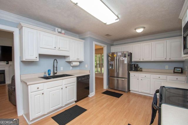 1368 Glass Bridge Road, Lagrange, GA 30240