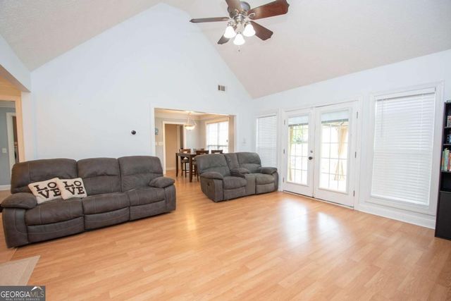 1368 Glass Bridge Road, Lagrange, GA 30240